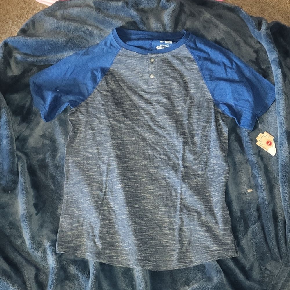 NWT The Awesome Soft Ultimate Henley Blue shirt size S